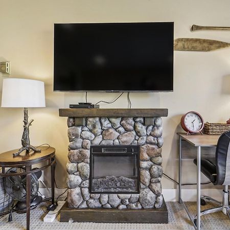 Truckee Studio With Balcony And On-Site Skiing! 外观 照片