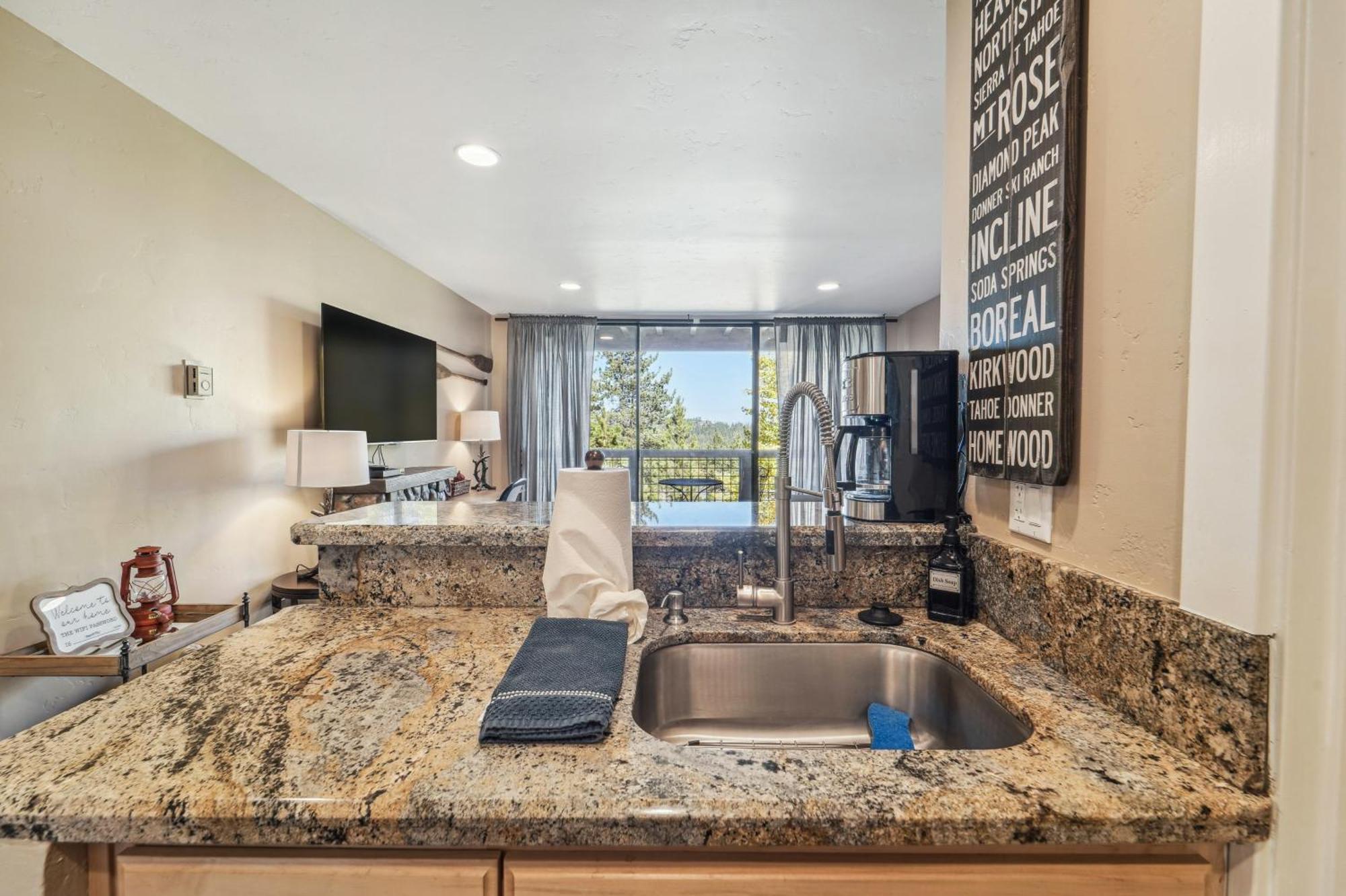 Truckee Studio With Balcony And On-Site Skiing! 外观 照片