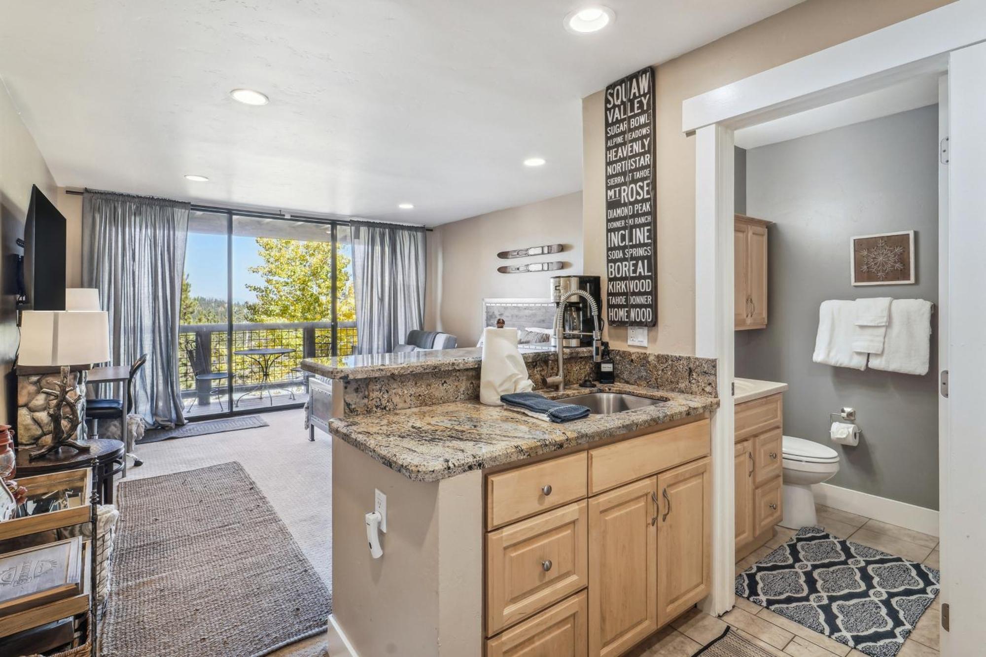 Truckee Studio With Balcony And On-Site Skiing! 外观 照片